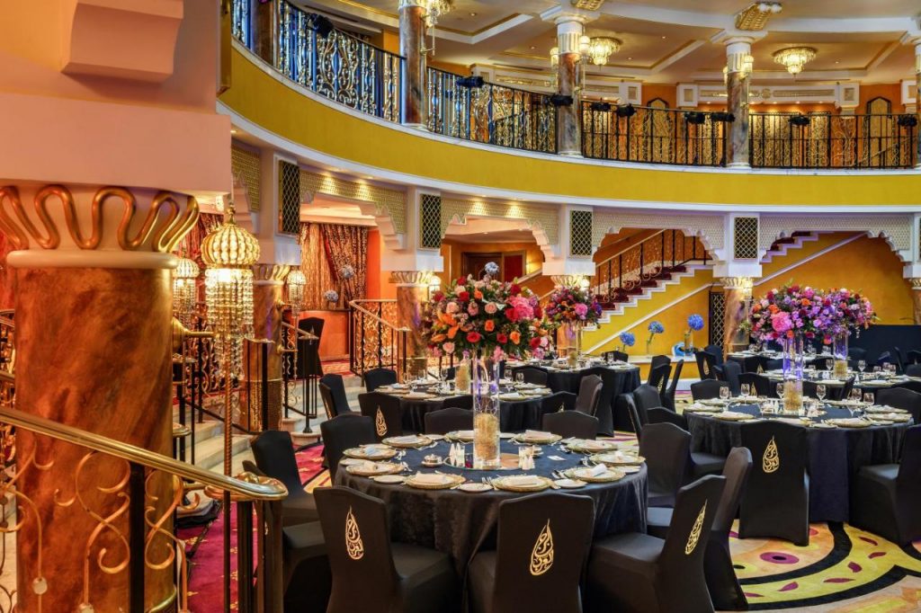 Burj Al Arab Hotel: Das ultimative Reiseziel für Ihre Flitterwochen in Dubai - Image 20